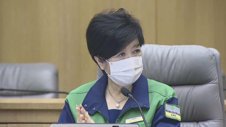 感染対策の徹底を訴え、手洗いや消毒のしぐさをする小池都知事