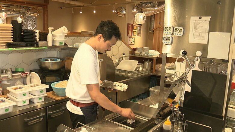 現時点では価格を据え置く考えの餃子男・鈴木代表