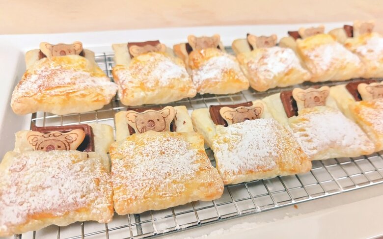 ホワイトデーに作った「18匹のおねんねコアラのマーチパイ」（提供：あっぷるさん）