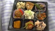 “地域の食”を学ぶ高校生がメニュー考案　大野のスーパー「かじ惣」と“コラボ弁当”販売　試食会に大勢の市民