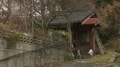 住宅で母親（７０代）と娘（４０代）の遺体を発見 事件性を捜査 広島市 ５日