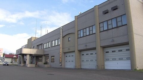 常連客が“札幌刑務所長”だった？「借金の保証人になったがお金が用意できない」ウソを言い現金450万円を準備させるー69歳の女を約2年後に逮捕〈北海道岩見沢市〉