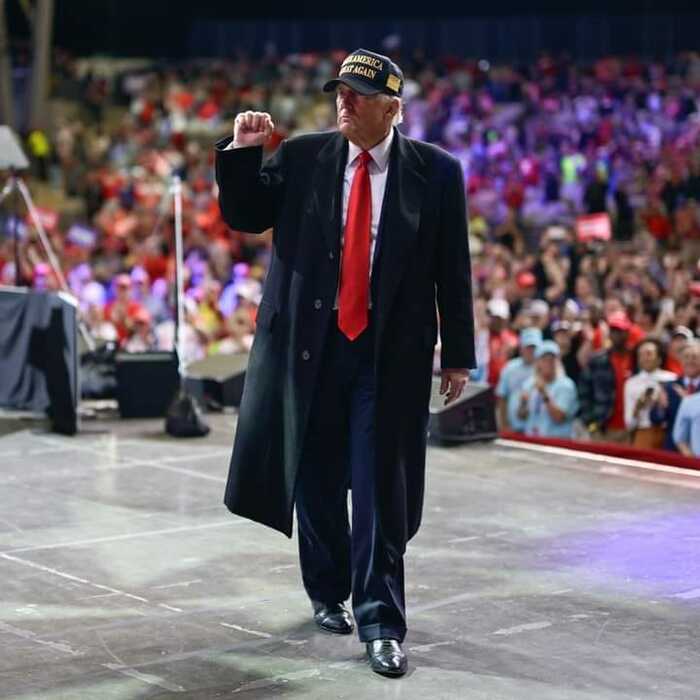 トランプ氏は警察予算の増額など治安対策も訴えていた