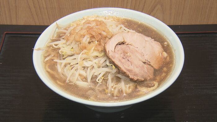 東京・文京区のラーメン店「俺の生きる道」の“二郎インスパイア系”