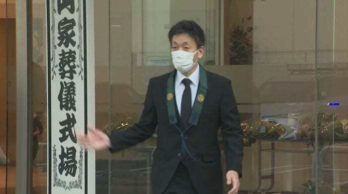 丸山大輔被告(葬儀場 2021年)
