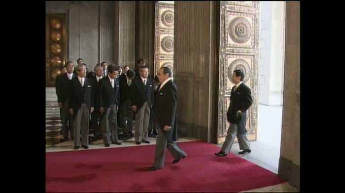 国事行為の臨時代行で国会開会式に臨まれる皇太子さま