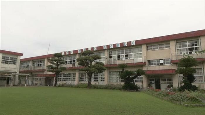 阿久根市立山下小学校(鹿児島県阿久根市山下)