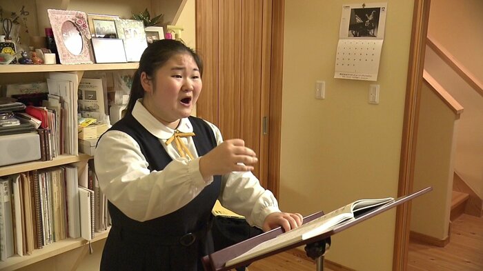 将来は「オペラで活躍したい」と語る鈴木彩花さん