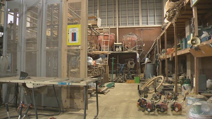 クマが閉じこもっていた倉庫