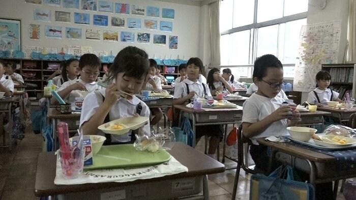 地魚の給食に舌鼓~福井県産食材生産者を応援