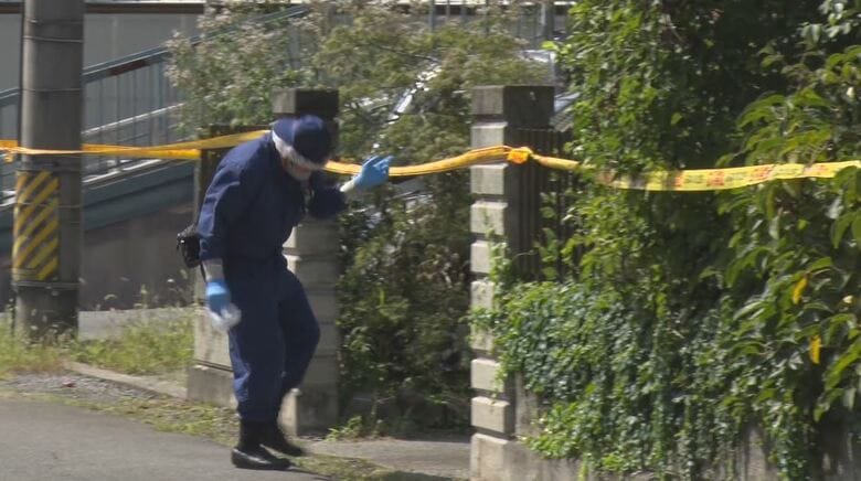 妹の首など包丁で複数回突き刺し殺害した罪に問われた男（50）の裁判　懲役10年の実刑判決｜FNNプライムオンライン