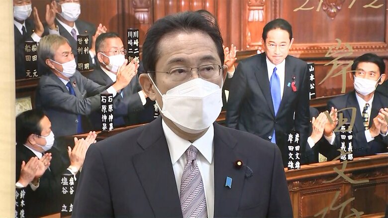 取材に応じる岸田首相（午後3時ごろ）