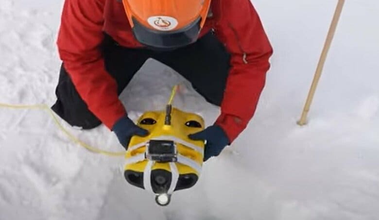 即席水中ドローン