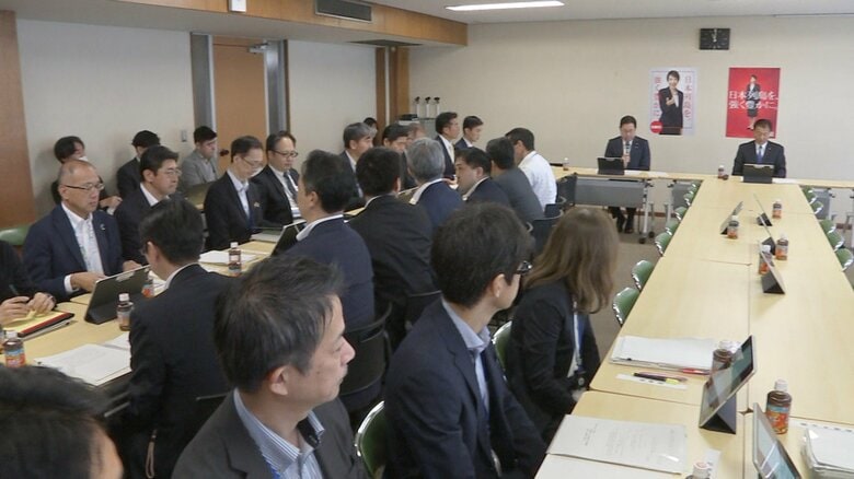 自民・外国人政策本部の会合