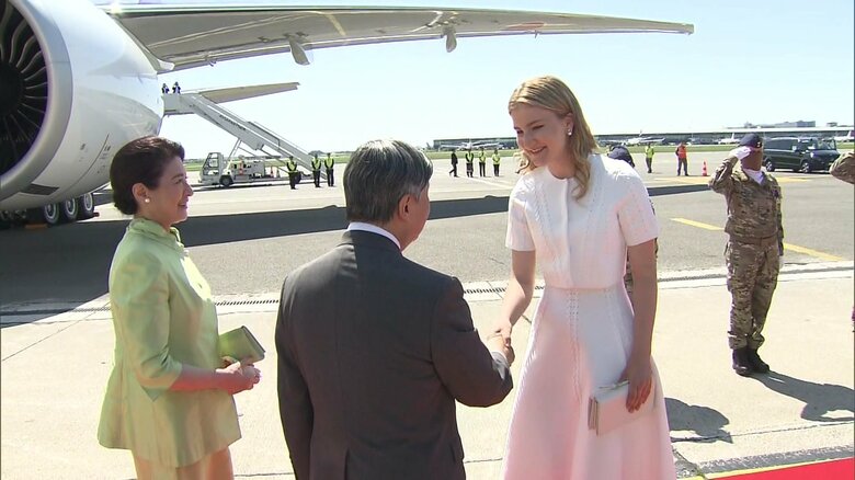 空港にはエリザベート王女が出迎えに
