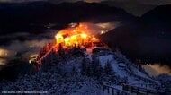 ナチス・ドイツ独裁者ヒトラーの山荘で火災　現場付近にいたドイツ国籍の33歳男を拘束