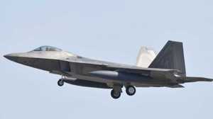 米朝首脳会談と米空軍F-22Aラプター・ステルス戦闘機の横田飛来
