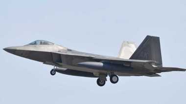米朝首脳会談と米空軍F-22Aラプター・ステルス戦闘機の横田飛来