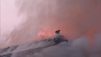 【緊迫】「初めてあんなに高い火を見た…」兵庫・豊岡市の旅館「千年の湯権左衛門」で火事・4棟にも延焼　43人の宿泊客は全員避難