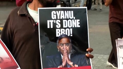 「ゴキブリ人民党」創設者を拘束　インド首都での抗議前に
