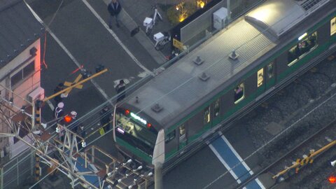 埼京線“刃物”17歳少年を暴力行為処罰法違反の疑いで現行犯逮捕…ハサミ様を乗客に向けたか　急停車で転倒など男女3人搬送