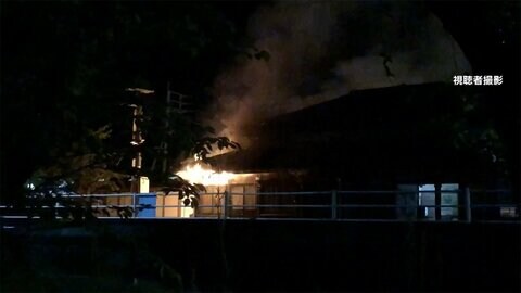明治時代の建築物が燃える 貴重な文化財 町のシンボル「小城駅」