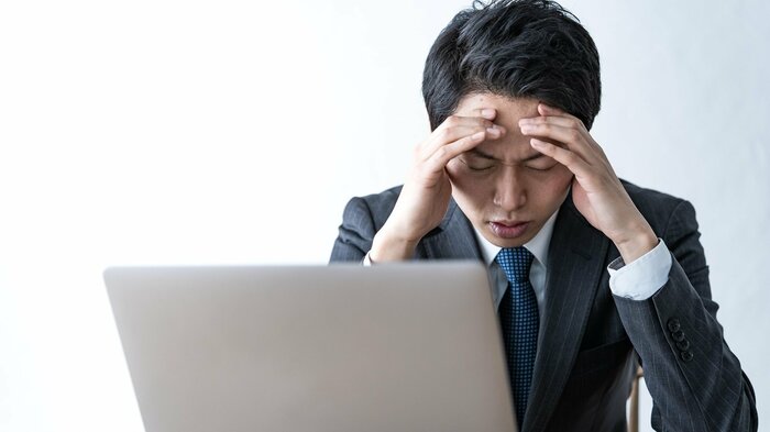 対面でないからこそ、ストレスを抱えることもある(画像はイメージ)