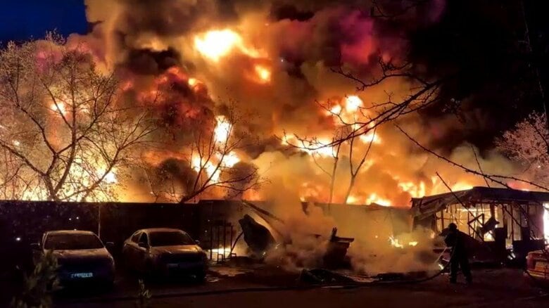 ウクライナ各地にロシアが大規模攻撃　子ども含む17人死亡120人超けが　ドローン659機とミサイル44発｜FNNプライムオンライン