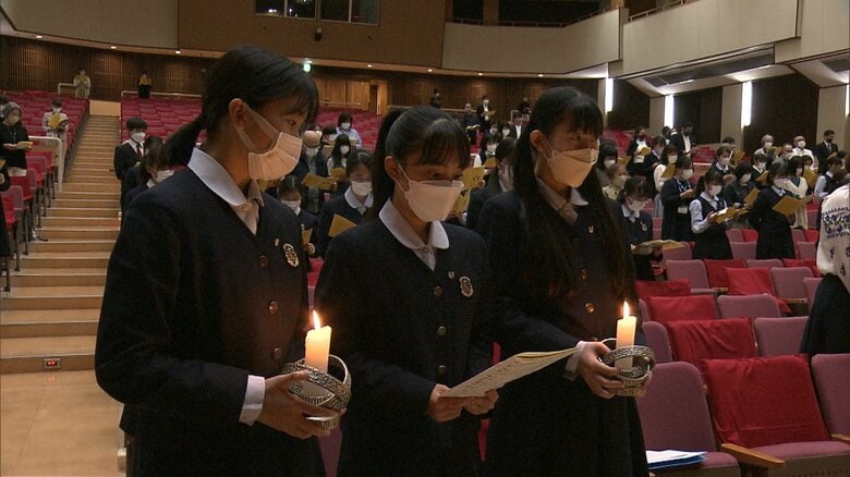 祈りの集いには約150人が参加