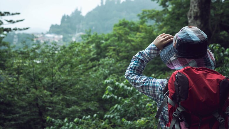 野山に出かけるときは服装に注意（画像はイメージ）