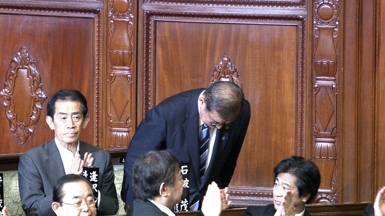第102代内閣総理大臣に指名された石破氏