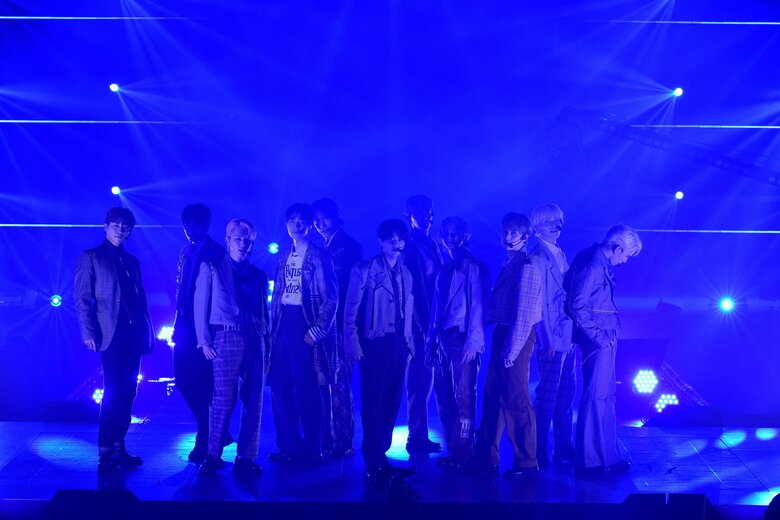 (c)Rakuten GirlsAward 2023 SPRING/SUMMER