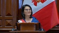 ケイコ・フジモリ氏がペルー大統領就任　フジモリ元大統領の長女　首都リマで抗議デモも　「分断」の解消なるか