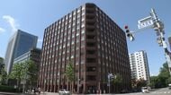 【学校の防火対策徹底を】東京の“小学校火災”受け道教委が各学校へ通知～防火扉の作動確認や避難経路の把握など実施するよう求める…札幌市も6月中に通知の方針－東京の火災では児童ら11人が重軽傷〈北海道〉