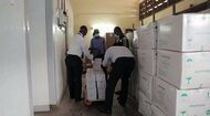 発展途上国へワクチン第1便 米でコロナと向き合う医師「先進国優先はパンデミック遷延の恐れ」