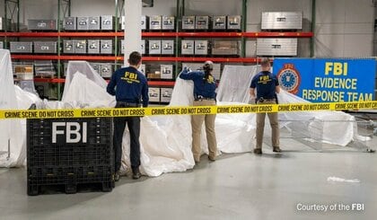 FBIが中国「偵察気球」の残骸写真を公開　米中の緊張に拍車か