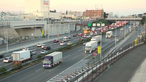 高速道路は上り線で渋滞続く　東名・綾瀬スマートIC付近先頭に22キロ、中央道・小仏トンネル付近先頭に21キロ