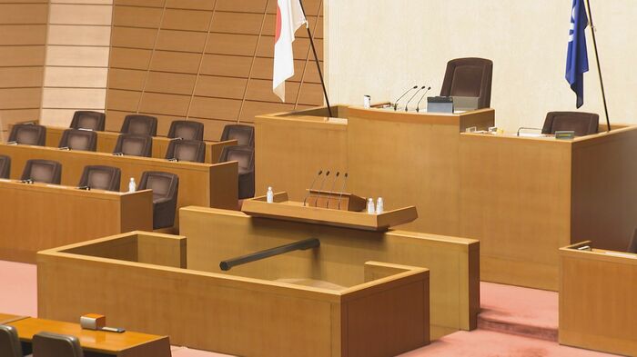 福岡県議会議場