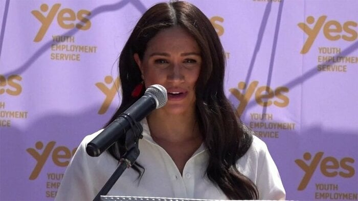 メ―ガン妃は米国テレビ番組に出演し、子どもの肌の色について王室関係者から人種差別的な発言を受けたと主張した