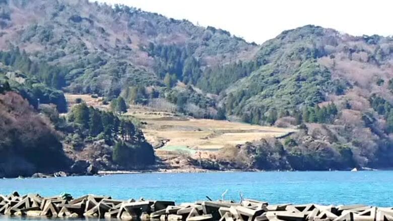 「旦那が釣りから帰って来ない」　カヤックが漂着…小浜市田烏の岩場でうつ伏せの42歳男性が見つかり死亡確認　死因を調査中　福井｜FNNプライムオンライン