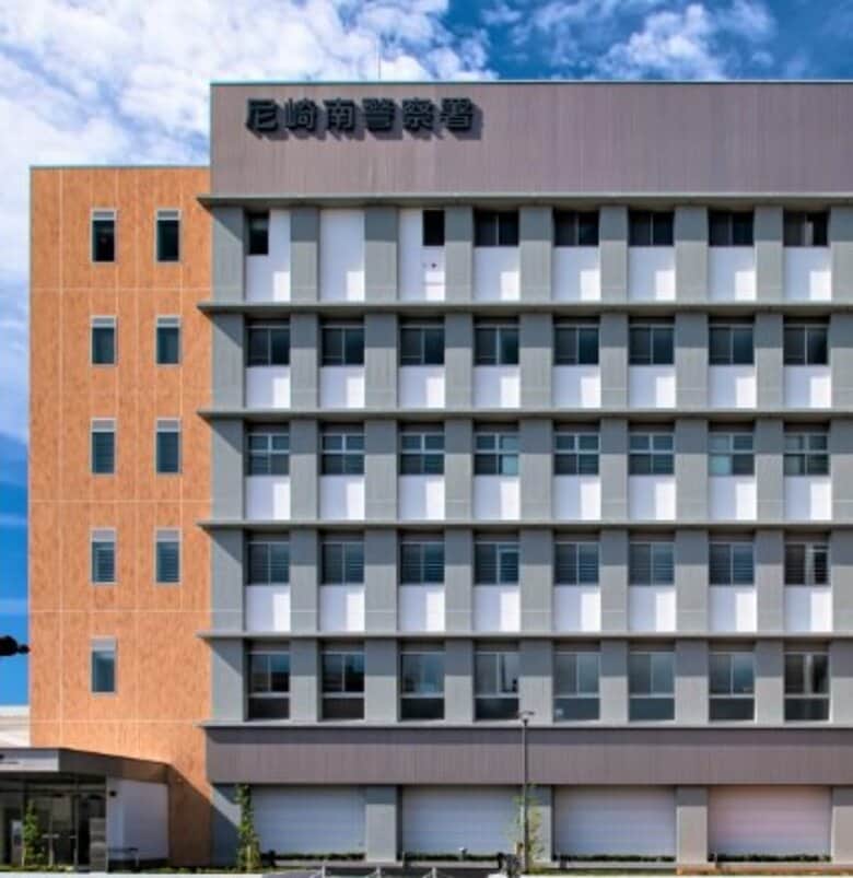 【速報】43歳の巡査部長が車に引きずられ重傷　交通違反の車を停止させようとした際に急発進か　警察は殺人未遂事件として捜査　逃げた男の行方追う　大阪・西淀川区｜FNNプライムオンライン