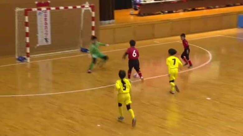 “怒ってはいけない”フットサル大会　小学生がのびのびプレー　岩手県一関市｜FNNプライムオンライン