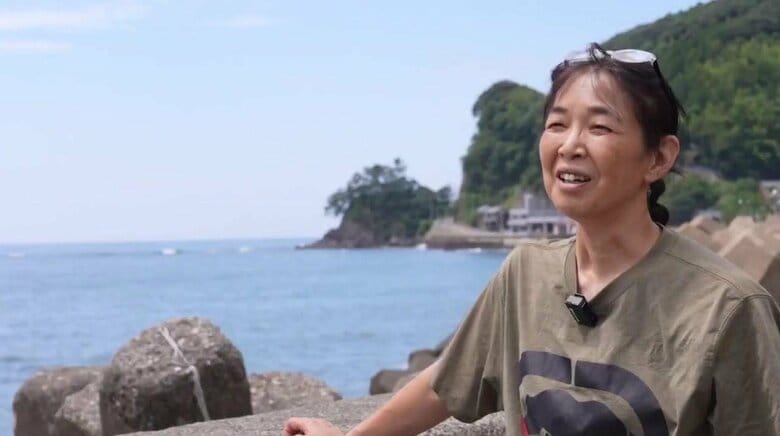 透明感ある海に魅せられ移住　「畳を持ち上げたらボロボロと…」築100年古民家を1年がかりで改装しカフェ開業　元トラックドライバー女性の挑戦｜FNNプライムオンライン