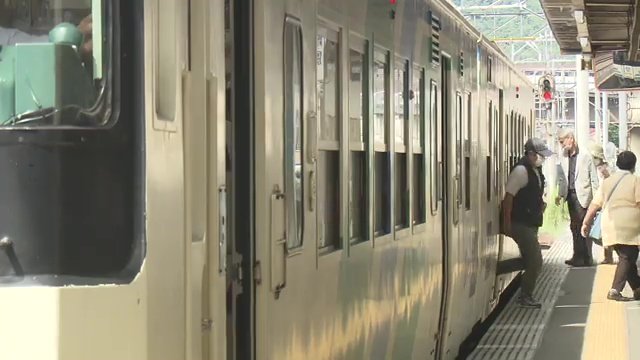 観光や買い物などでの利用客数は落ち込んだまま