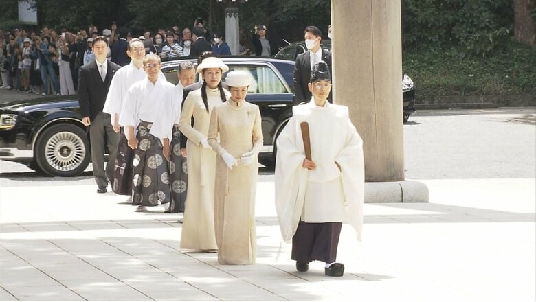 明治神宮を参拝された久子さまと承子さま　4月17日