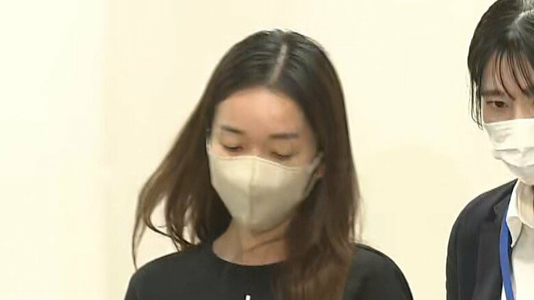 原宿署へ移送される宝島真奈美容疑者（31）