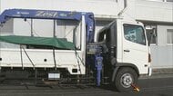 固定されずはみ出したか…走行中のクレーン付きトラックのアームが対向車の運転席に衝突 運転手の60代位の男性が死亡