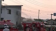 「倉庫が燃えて住宅に燃え移りそうだ」松江市郊外の住宅地で火事　近隣住民が一時騒然（島根）