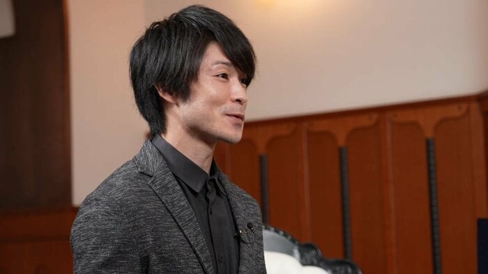 「色々とお疲れ様でした!お互いに!」と羽生にあいさつする内村
