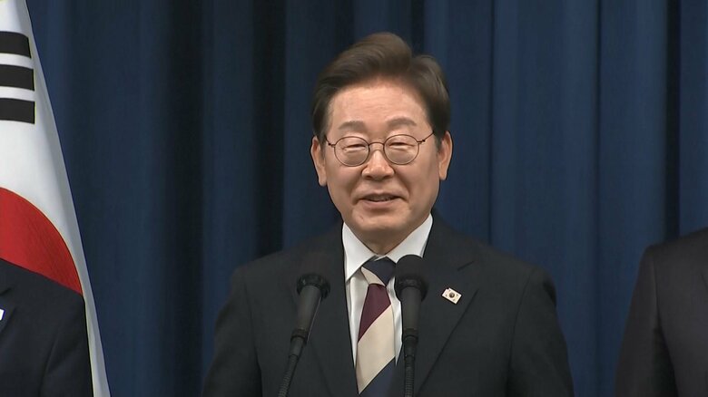 韓国・李在明新大統領が「元徴用工問題」について前政権発表の解決策を維持する考えを示唆　日本メディアからの質問に「国家間の関係は政策の一貫性が重要」｜FNNプライムオンライン